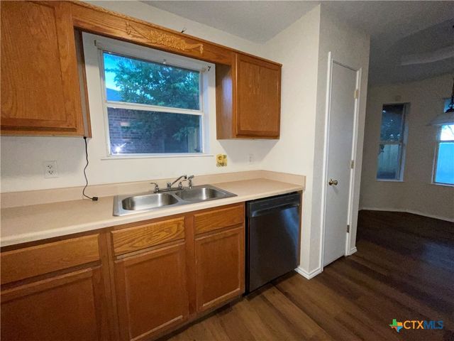 2105 Miller Street, Belton, TX 76513