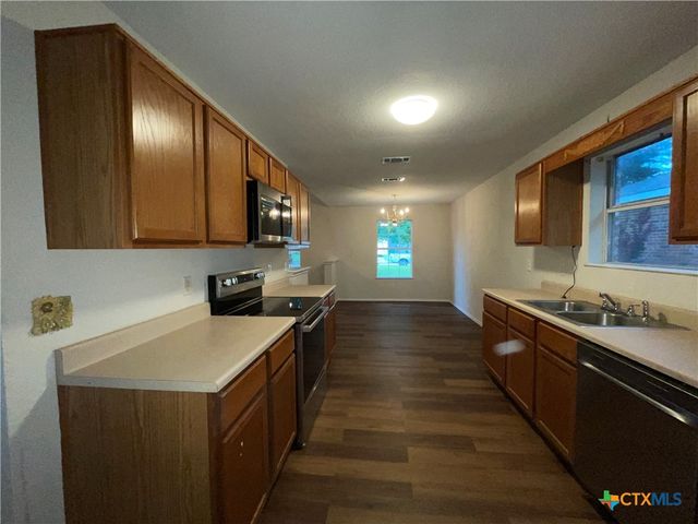 2105 Miller Street, Belton, TX 76513