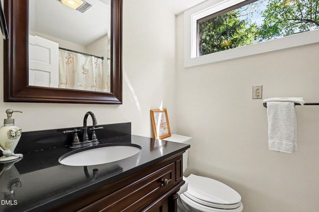 9 Matchwood, Pittsboro, NC 27312