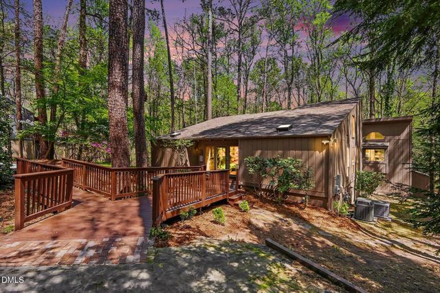 9 Matchwood, Pittsboro, NC 27312