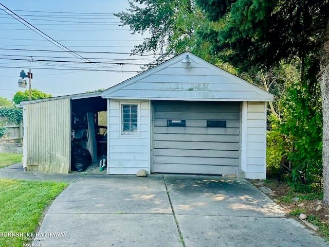 15640 Stricker Avenue, Eastpointe, MI 48021