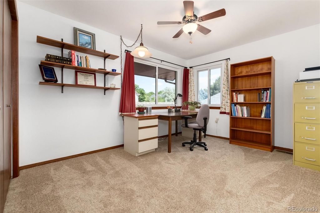 Image 27 of property listing at 18396 E Berry Drive, Centennial, CO 80015