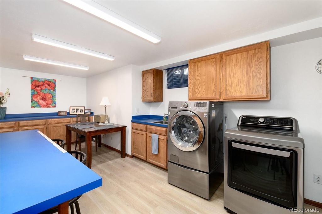 Image 33 of property listing at 18396 E Berry Drive, Centennial, CO 80015