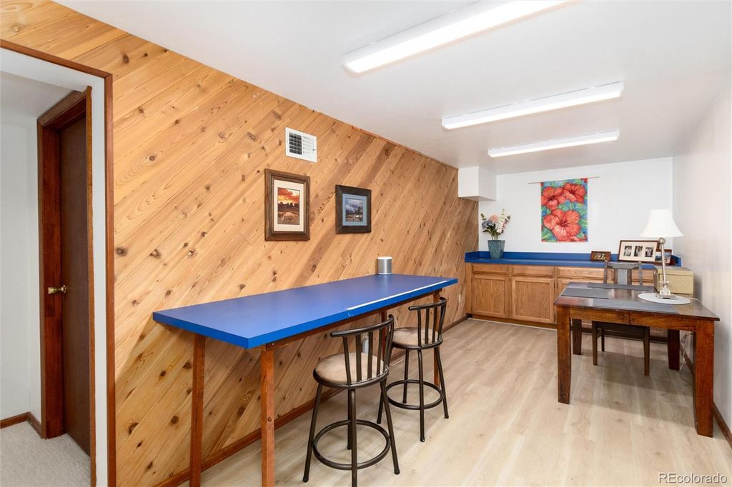 Image 34 of property listing at 18396 E Berry Drive, Centennial, CO 80015