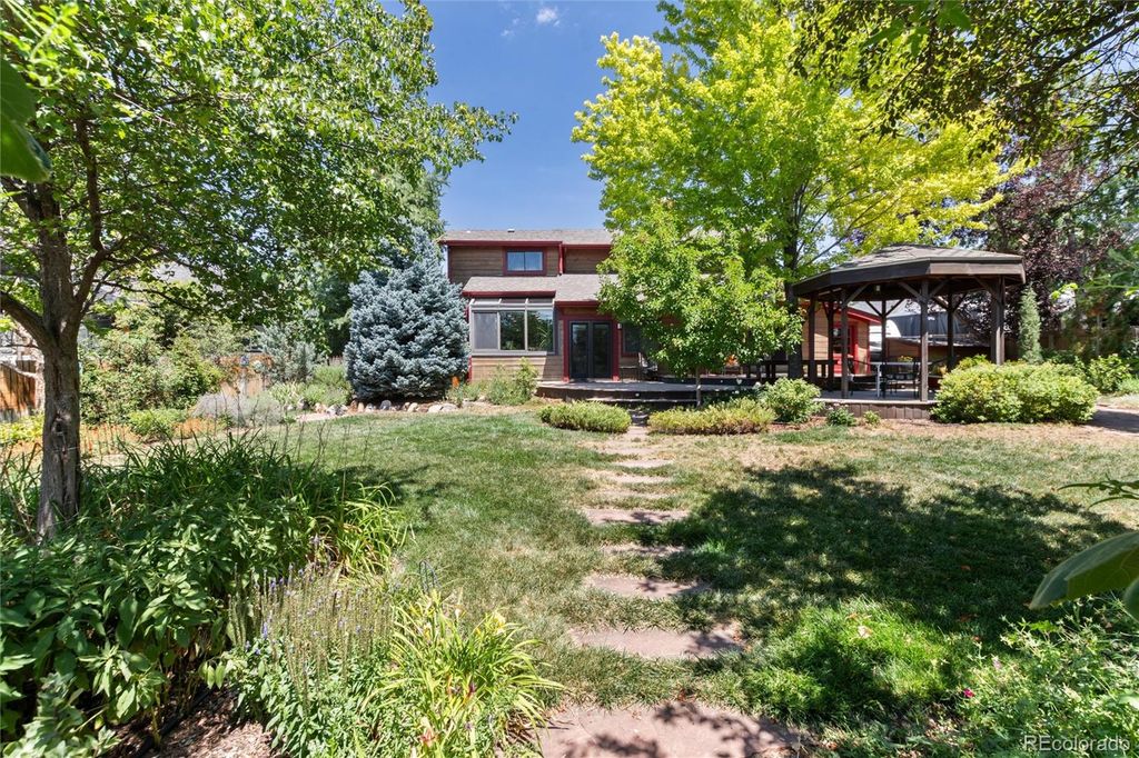 Image 40 of property listing at 18396 E Berry Drive, Centennial, CO 80015