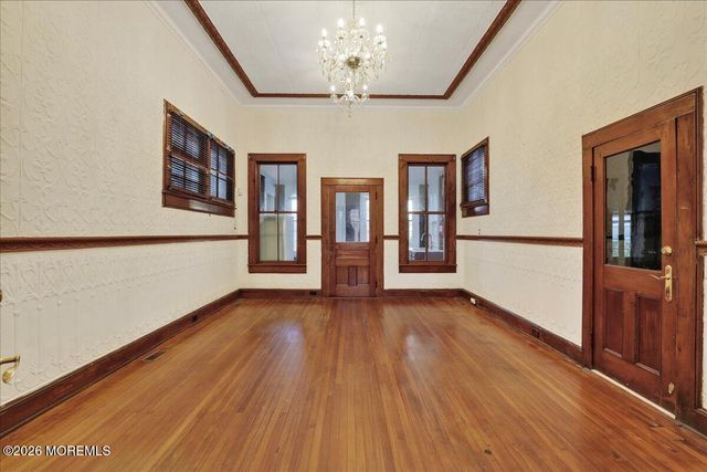 55 E Front Street, Keyport, NJ 07735