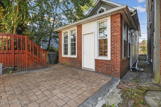 55 E Front Street, Keyport, NJ 07735