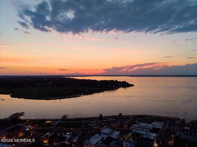 55 E Front Street, Keyport, NJ 07735