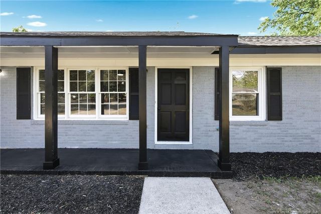 3631 Kenny Drive, Hope Mills, NC 28348