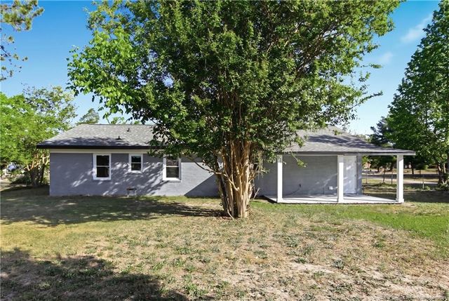 3631 Kenny Drive, Hope Mills, NC 28348