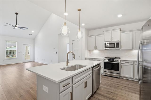 419 Crestcreek Drive, Anderson, SC 29621