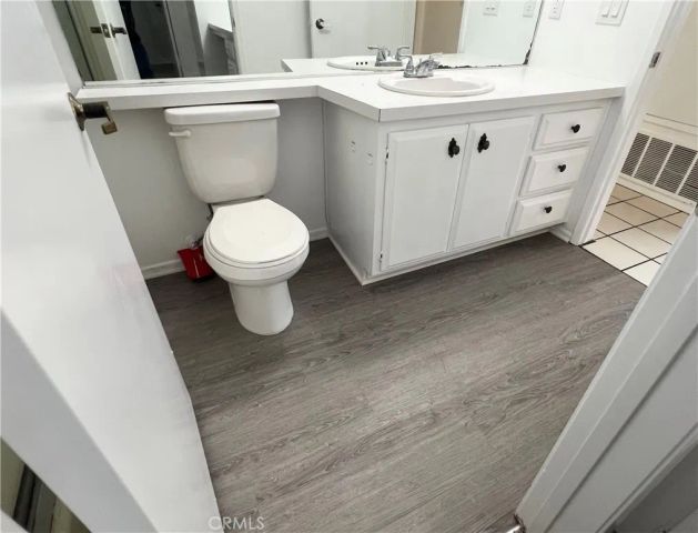 10530 Lakeside Drive North G, Garden Grove, CA 92840