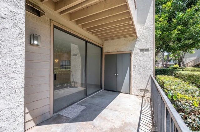 10530 Lakeside Drive North G, Garden Grove, CA 92840