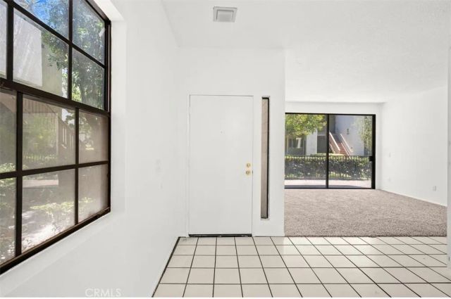 10530 Lakeside Drive North G, Garden Grove, CA 92840