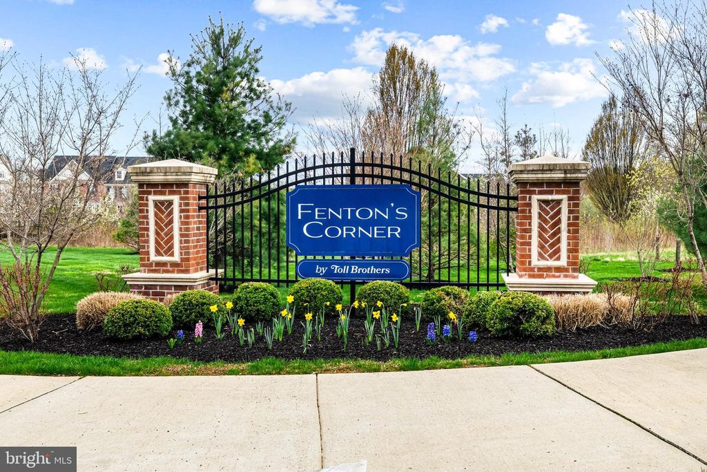 4841 E BLOSSOM DR, Doylestown, PA 18902
