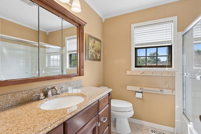 213 Campbell Drive, Bolingbrook, IL 60440