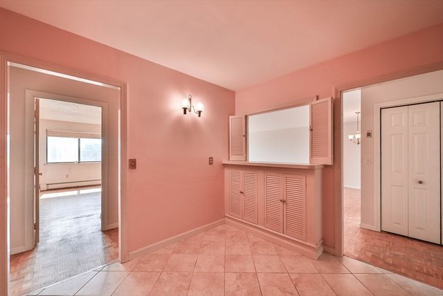 151 Coolidge Ave 413, Watertown, MA 02472