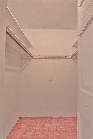 151 Coolidge Ave 413, Watertown, MA 02472