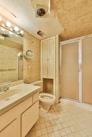 151 Coolidge Ave 413, Watertown, MA 02472