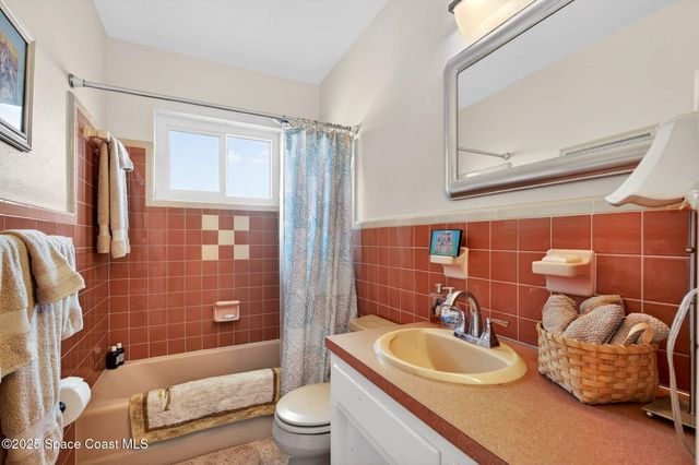 460 Cinnamon Drive, Satellite Beach, FL 32937