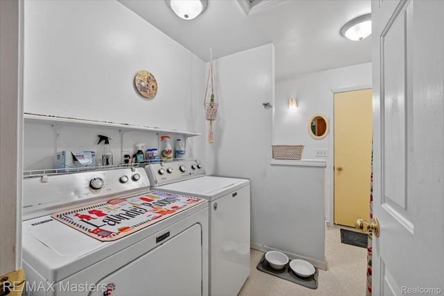 25409 Willowbrook Court, Huron Charter Township, MI 48134