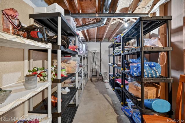 25409 Willowbrook Court, Huron Charter Township, MI 48134