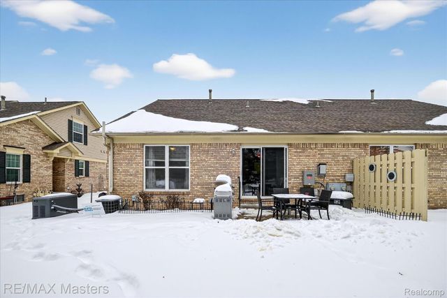 25409 Willowbrook Court, Huron Charter Township, MI 48134