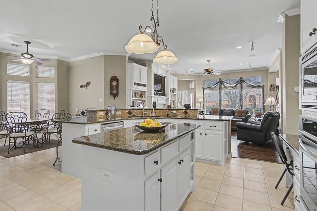 319 Lakewood Drive, Trophy Club, TX 76262