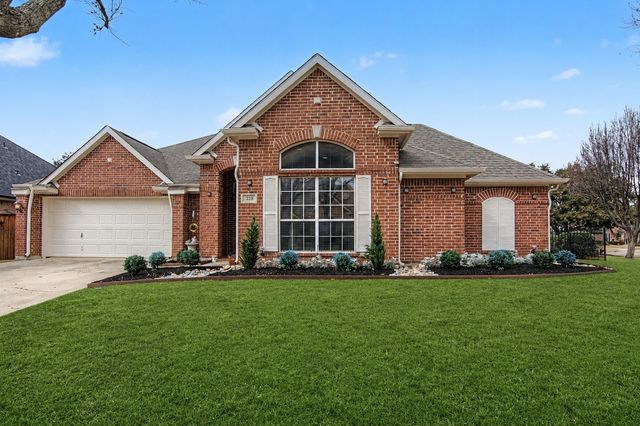 319 Lakewood Drive, Trophy Club, TX 76262