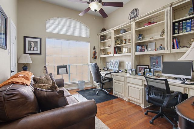 319 Lakewood Drive, Trophy Club, TX 76262