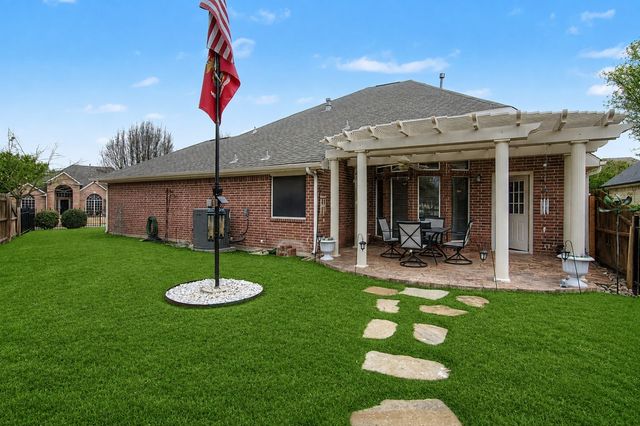 319 Lakewood Drive, Trophy Club, TX 76262