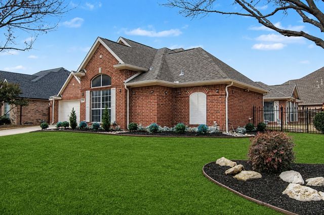 319 Lakewood Drive, Trophy Club, TX 76262