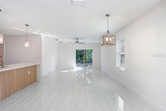 10932 CARLTON FIELDS DRIVE, Riverview, FL 33579