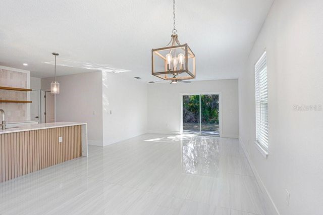 10932 CARLTON FIELDS DRIVE, Riverview, FL 33579