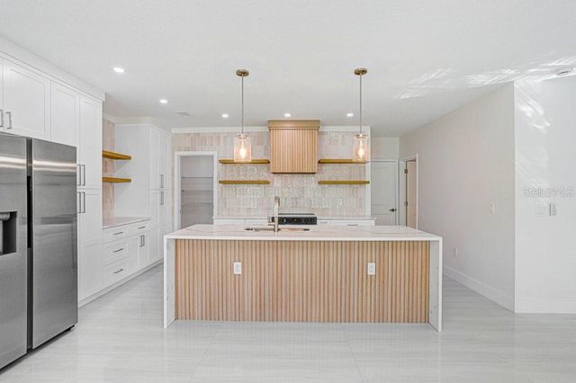 10932 CARLTON FIELDS DRIVE, Riverview, FL 33579