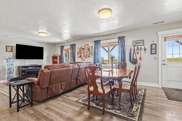 9531 Pump Rd., Nampa, ID 83686