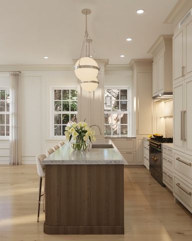 90 Revere St. 2, Boston, MA 02114