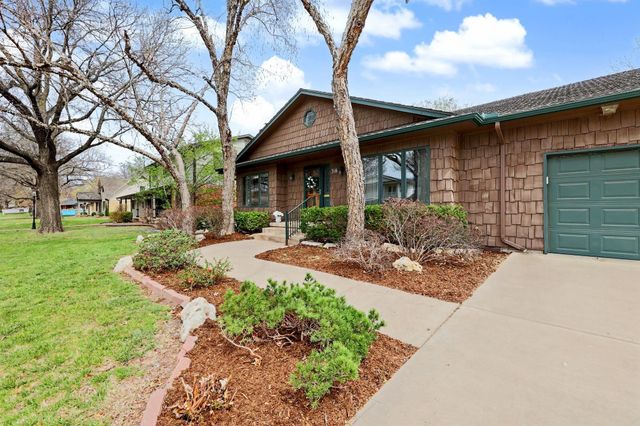 316 N Hampton, Wichita, KS 67206