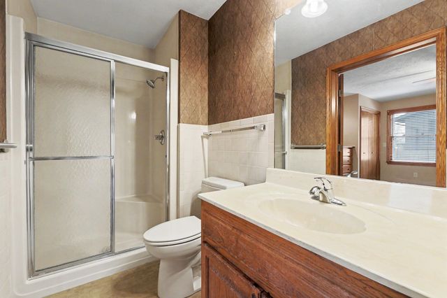 316 N Hampton, Wichita, KS 67206