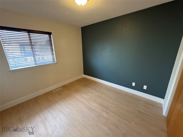 209 10th, Belgrade, MT 59714