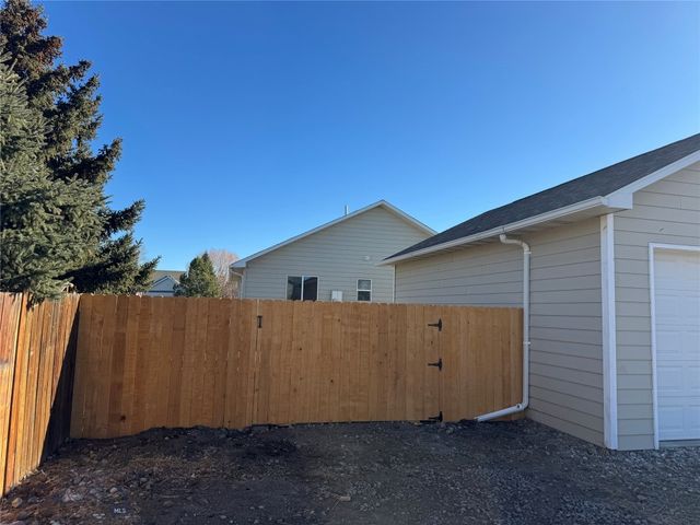 209 10th, Belgrade, MT 59714