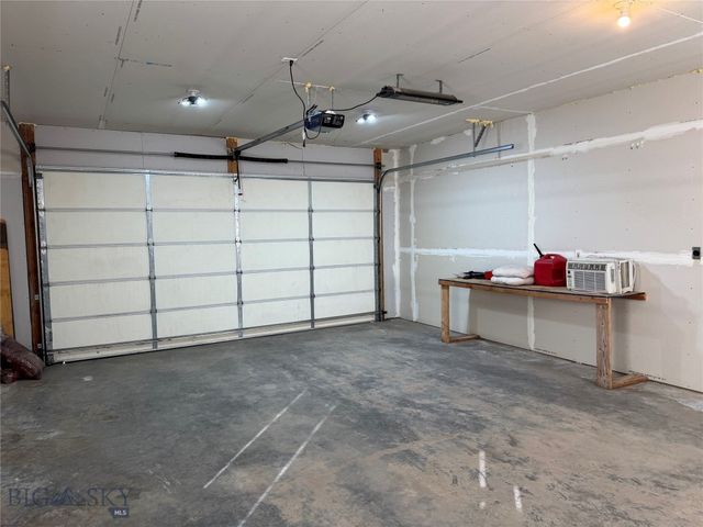 209 10th, Belgrade, MT 59714