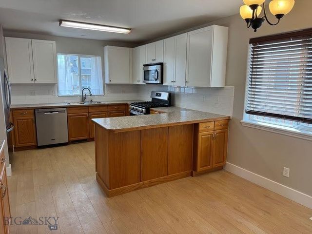 209 10th, Belgrade, MT 59714