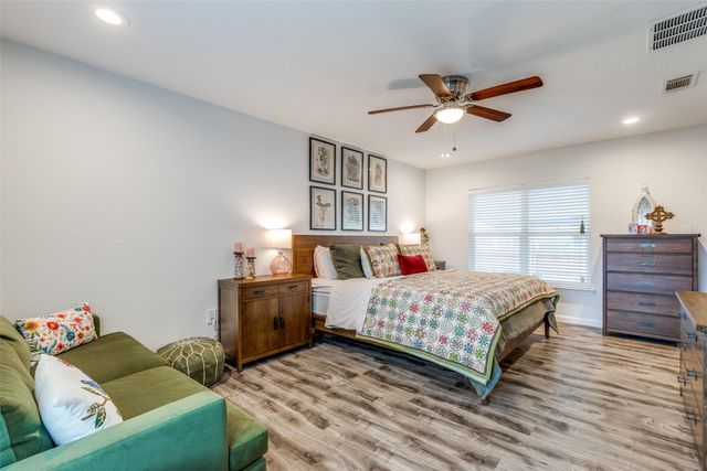 1008 W White Avenue, Mckinney, TX 75069