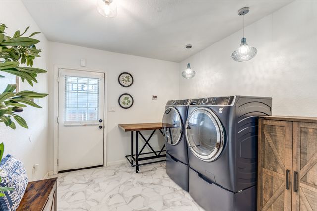 1008 W White Avenue, Mckinney, TX 75069