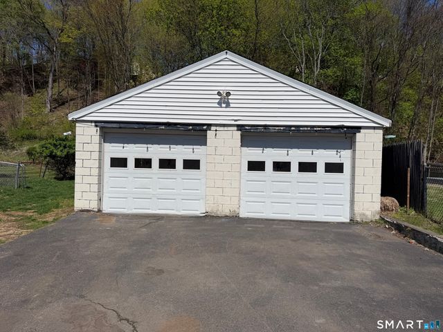 95 Park Avenue, Derby, CT 06418