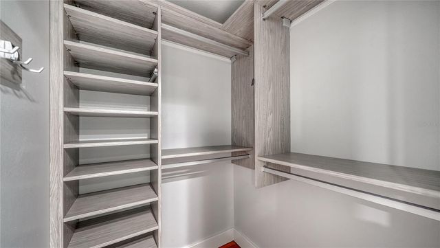 1111 N GULFSTREAM AVENUE 4E, Sarasota, FL 34236