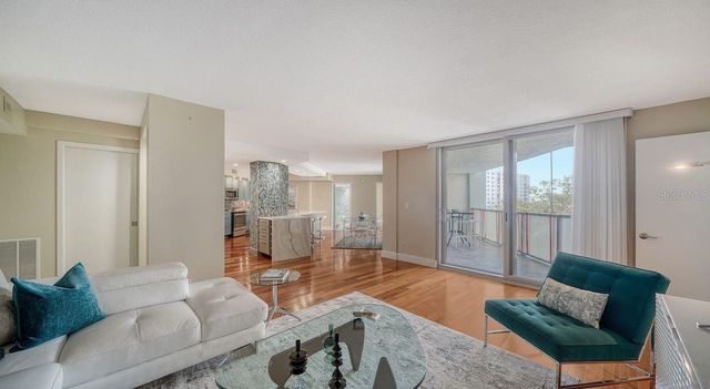 1111 N GULFSTREAM AVENUE 4E, Sarasota, FL 34236