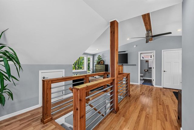 736 W Rock PLACE, Glendale, WI 53209