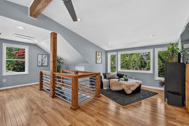 736 W Rock PLACE, Glendale, WI 53209